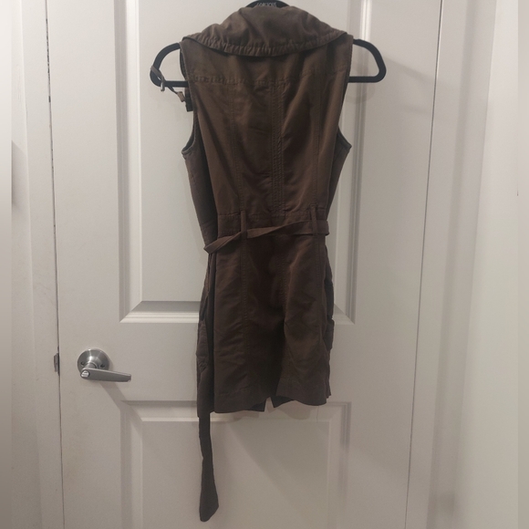 Calvin Klein button down belted shirt - Picture 4 of 4